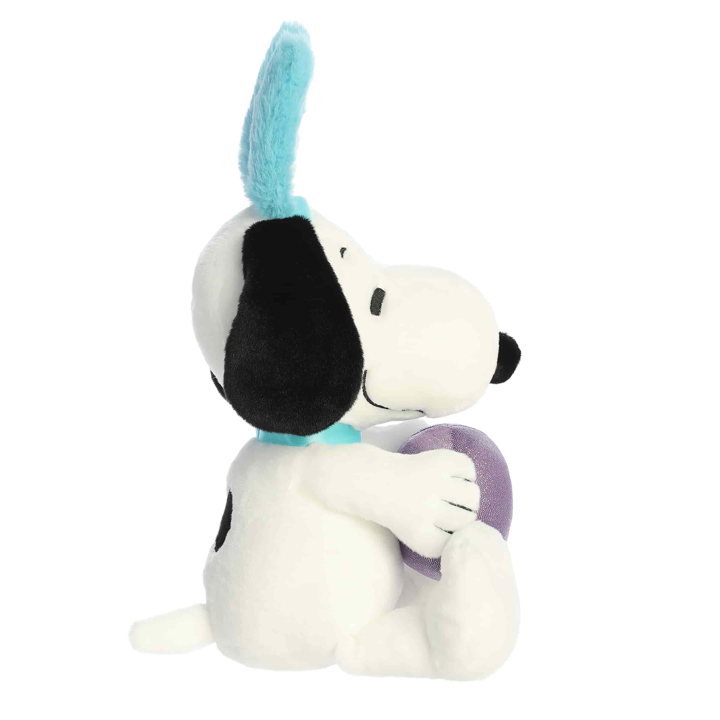 Aurora® - Peanuts® - 11" Easter Snoopy With Egg - Image 3
